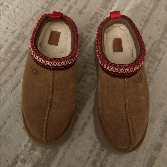 UGG Tazz platform slip ons - Picture 5 of 7
